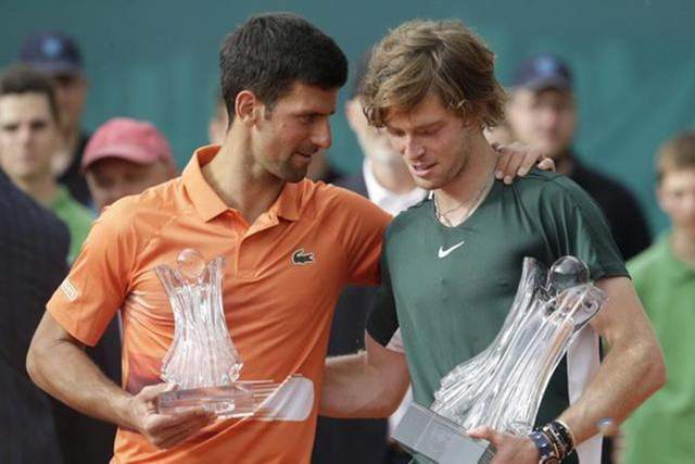 戴維斯自从 戴維斯自从